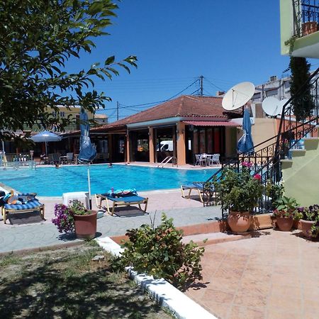 סידריון Amadeus Hawaii Apartments & Studios מראה חיצוני תמונה