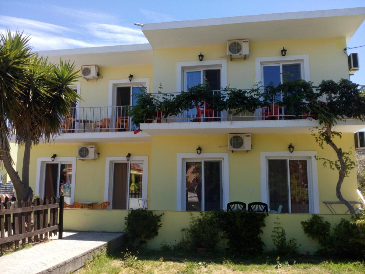 סידריון Amadeus Hawaii Apartments & Studios מראה חיצוני תמונה