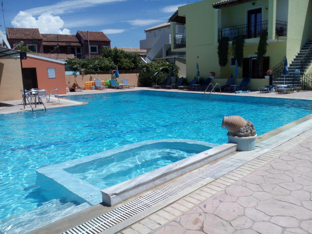סידריון Amadeus Hawaii Apartments & Studios מראה חיצוני תמונה