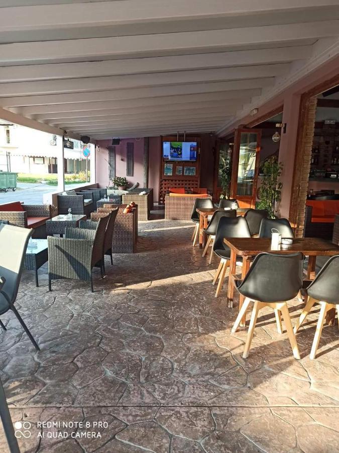 סידריון Amadeus Hawaii Apartments & Studios מראה חיצוני תמונה