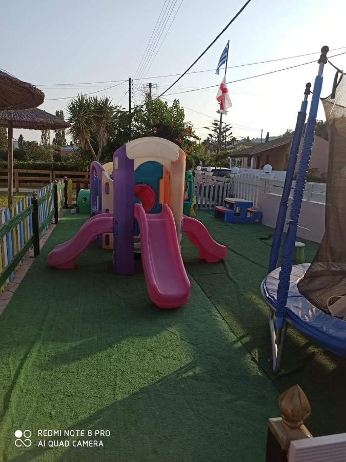 סידריון Amadeus Hawaii Apartments & Studios מראה חיצוני תמונה