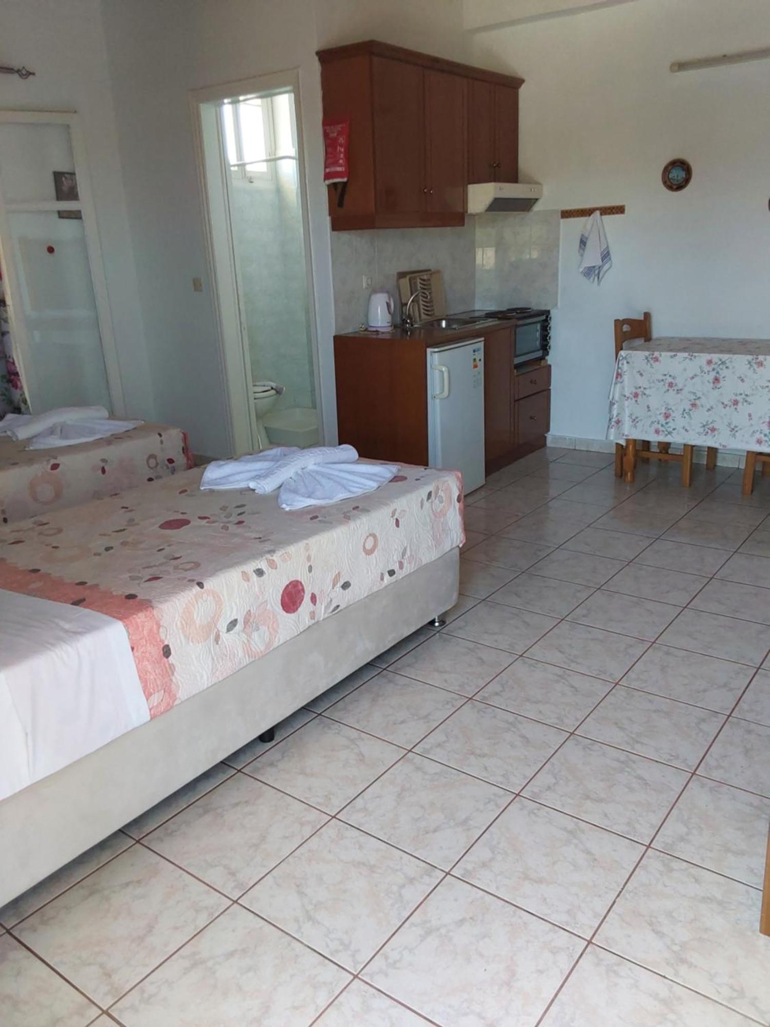 סידריון Amadeus Hawaii Apartments & Studios חדר תמונה