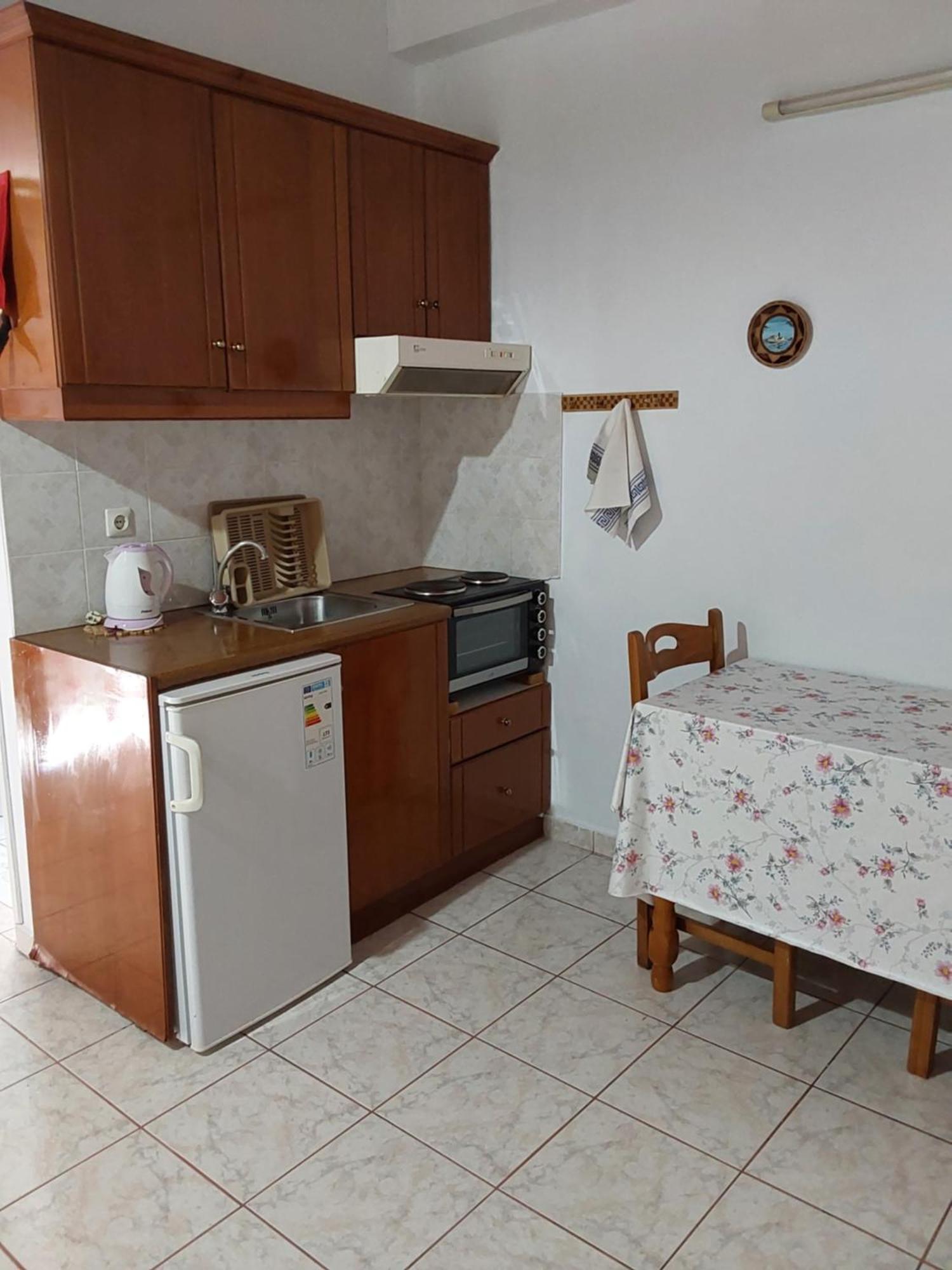 סידריון Amadeus Hawaii Apartments & Studios חדר תמונה