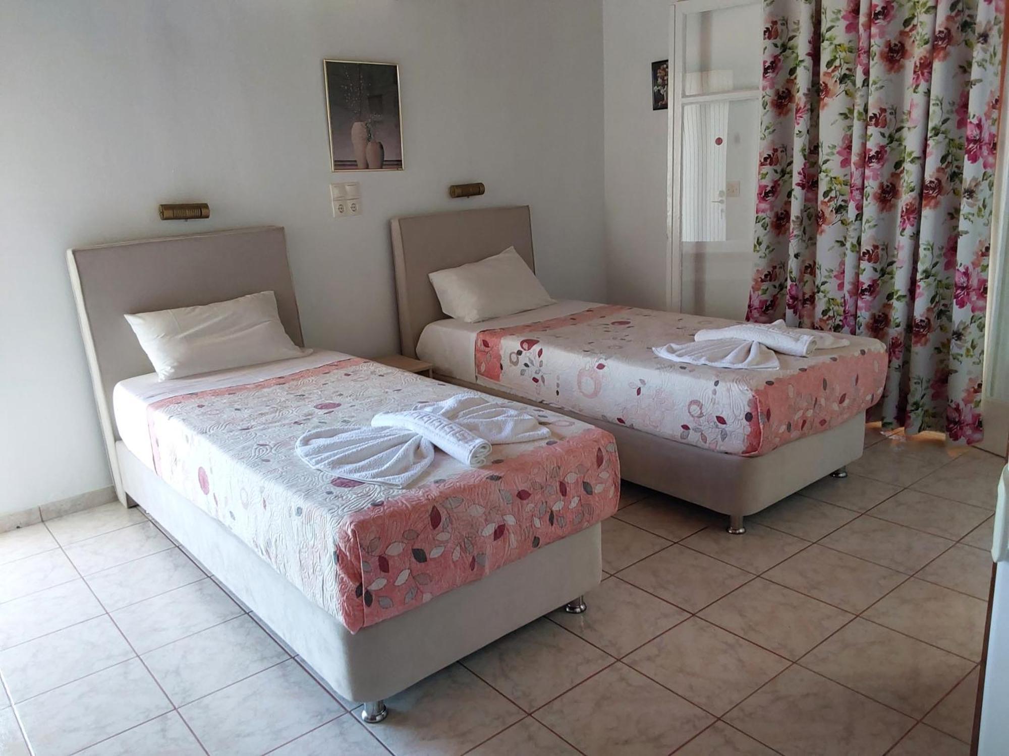 סידריון Amadeus Hawaii Apartments & Studios חדר תמונה